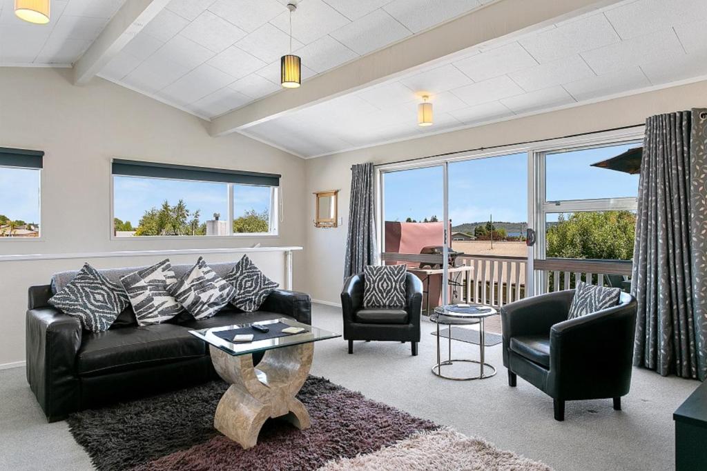 Lakeview's On Richmond - Resim 6