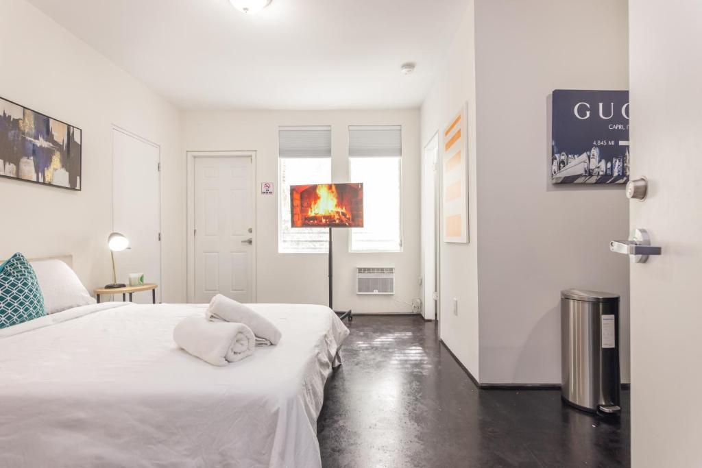 Home Miami Midtown - Wynwood area with balcony - Art District near Beach - One-Bedroom Apartment