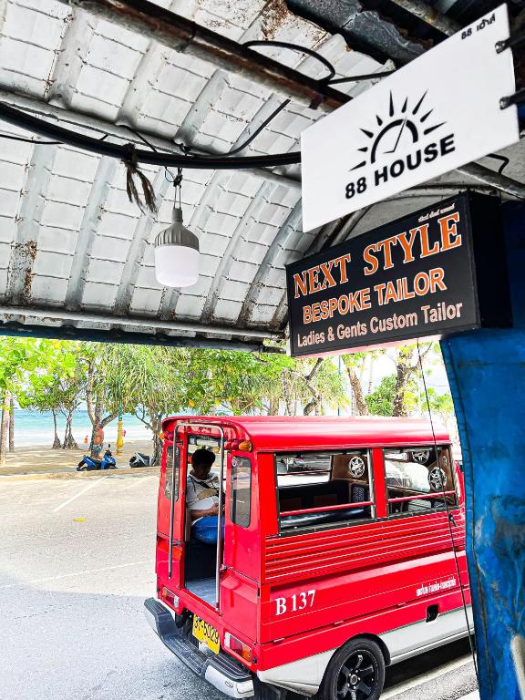 88 House Patong - Resim 30