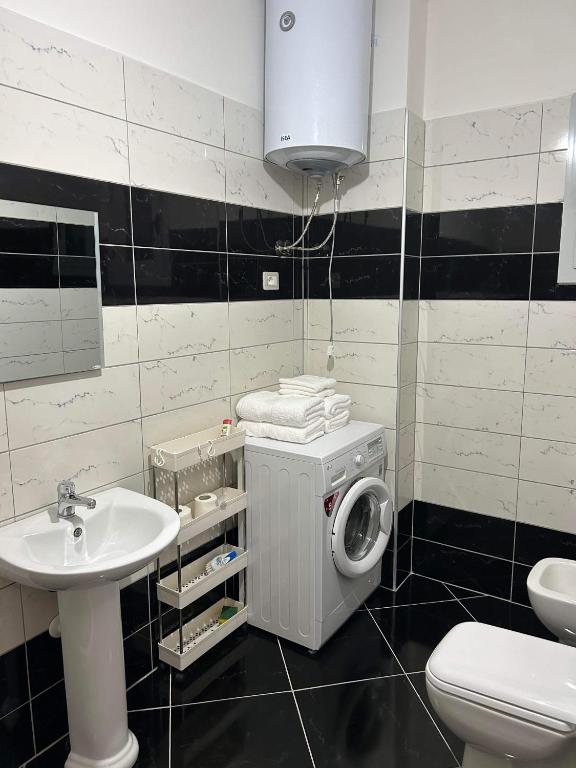 Odeon Residence Vlore Apartment Inge - Imazhi 3