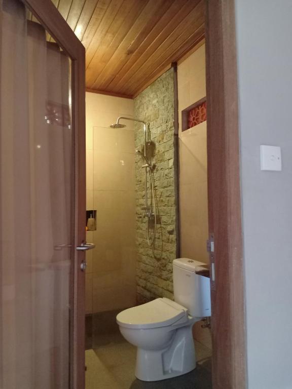 Koupelna v ubytování Kasapa Inn