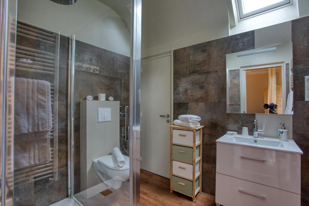 O'Myosotis - 400m Centre Historique - Parking Gratuit - Piscine et Jardin - 14