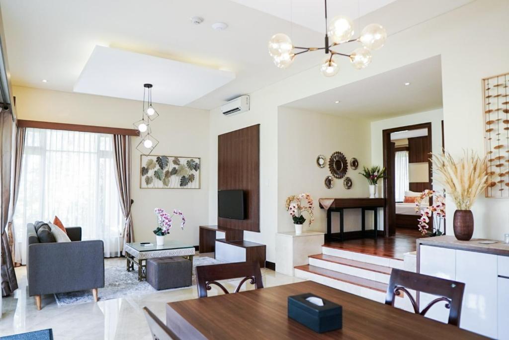 A seating area at R Hotel Rancamaya