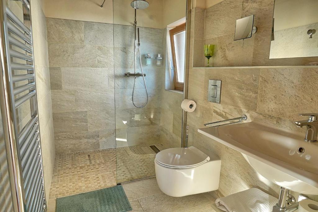 Koupelna v ubytování Suites DANICA