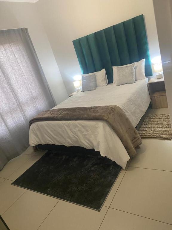 One bedroom apartment in fourways, Sandton (updated prices 2025)