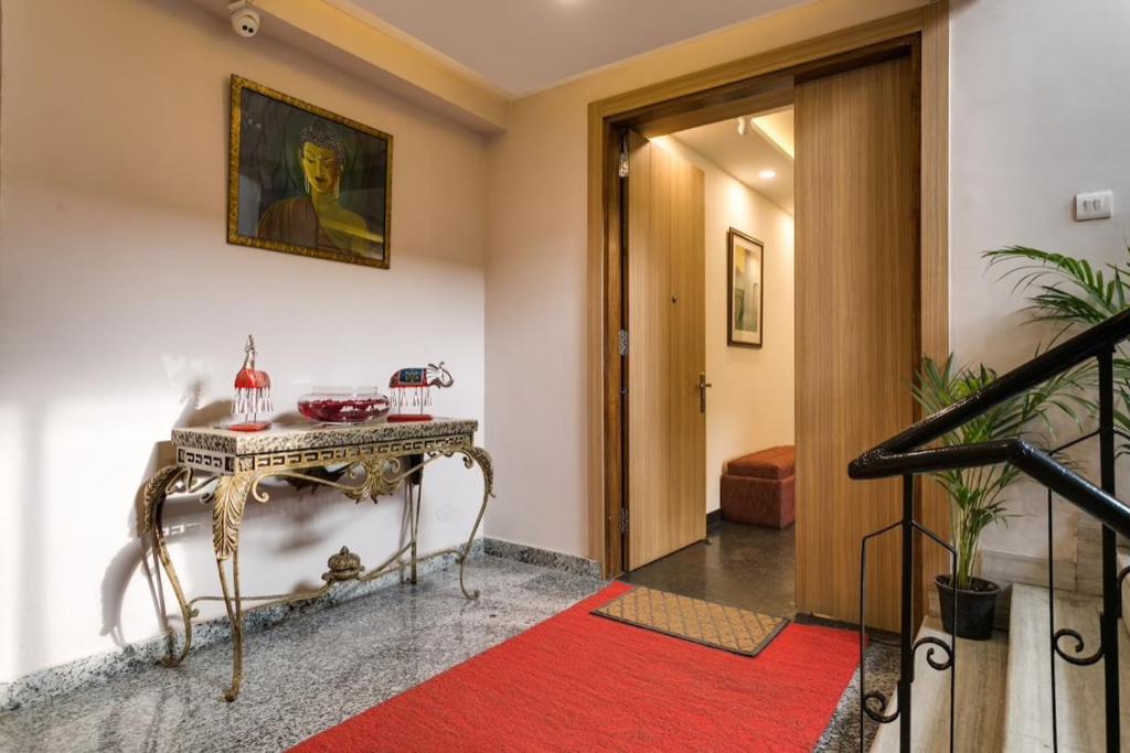 Fotografie z fotogalerie ubytování MOYDOM Private Ensuite with Shared Balcony & Kitchen v Novém Dillí