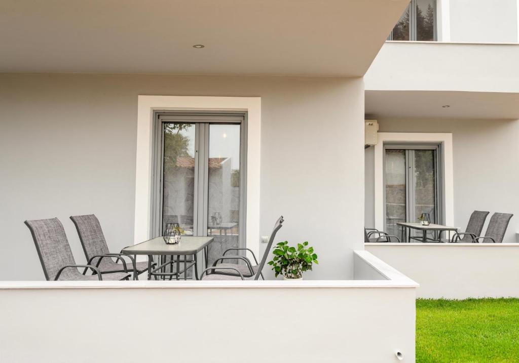 Balkón nebo terasa v ubytování Dalie Luxury Suites