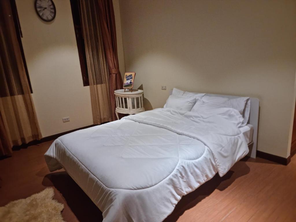 Fotografie z fotogalerie ubytování Luxurious Pool Villa Pattaya v destinaci Na Jomtien