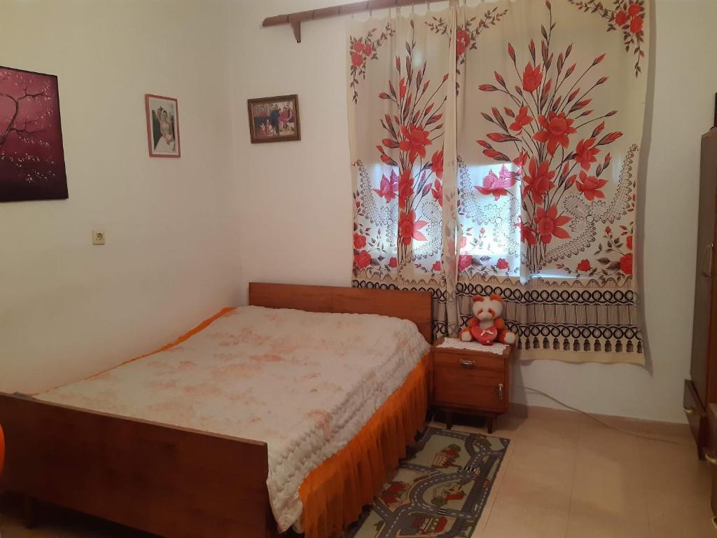 Jorgos Villa - Imazhi 4