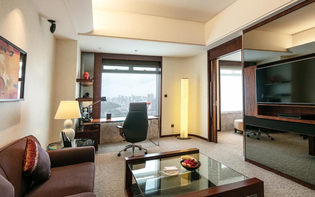 TV a/nebo společenská místnost v ubytování InterContinental Foshan by IHG