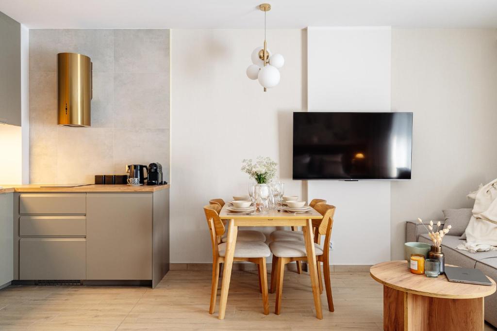 Muse by StayLab - Superior Apartment