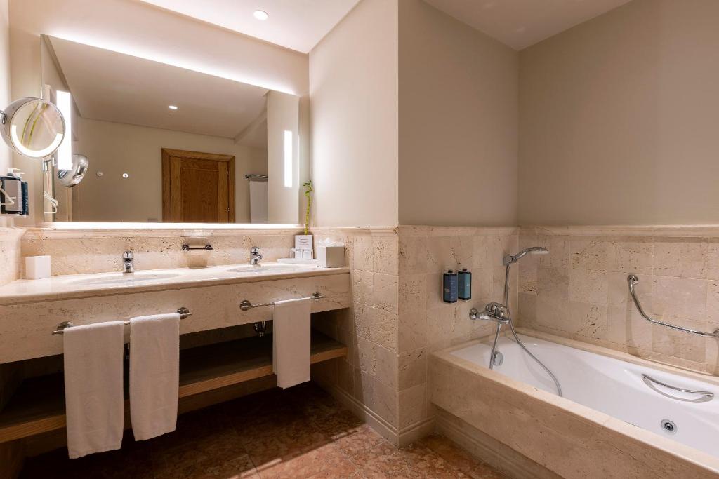 Hipotels Barrosa Palace & Spa - جناح جونيور مع مسبح خاص