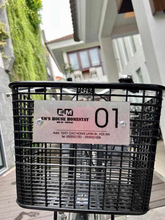 Certifikát, hodnocení, plakát nebo jiný dokument vystavený v ubytování Em's House Hoi An Homestay