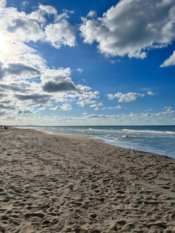 Beautiful Villa Nearby Seaside with beach at Karasu