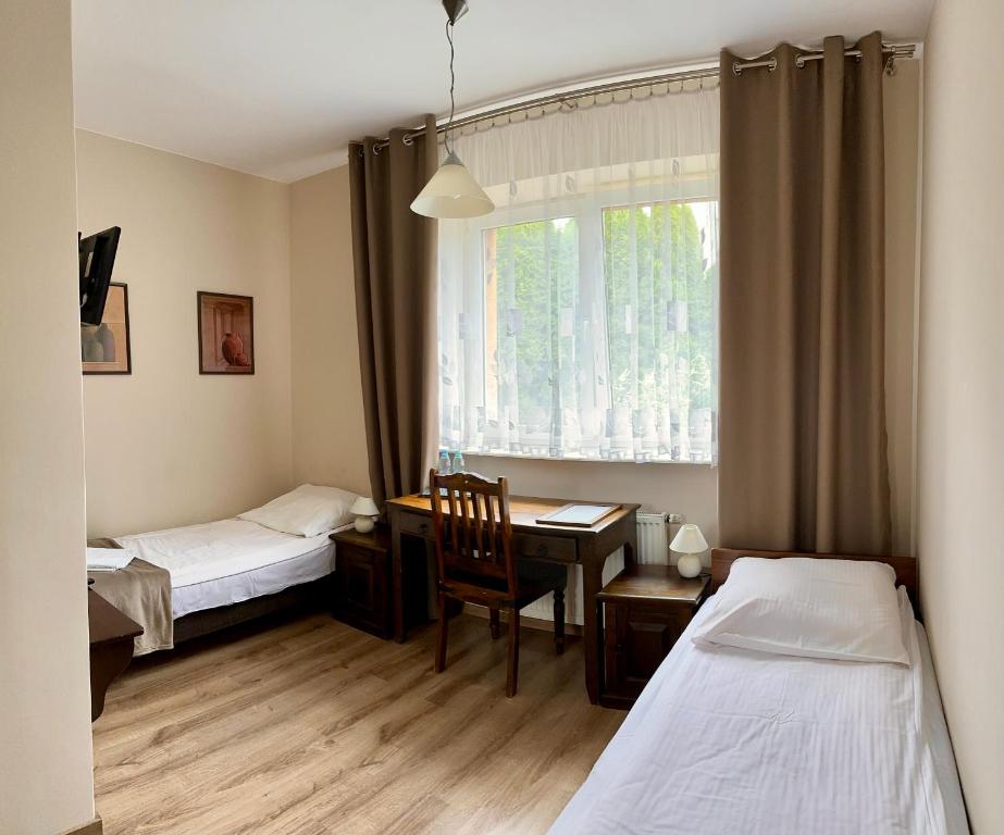 Hotelik Korona - Twin Room