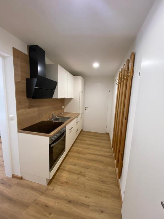 Kuchyňa alebo kuchynka v ubytovaní Auszeit Salzkammergut Appartements