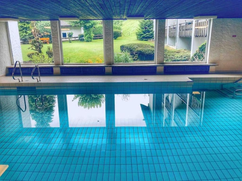 Bazén v ubytování Allgäu Loft Obermaiselstein nebo v jeho okolí