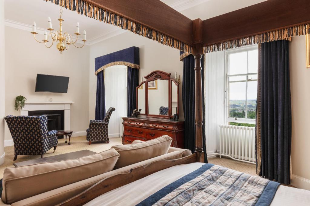 Tulloch Castle Hotel ‘A Bespoke Hotel’ - Four Poster Room
