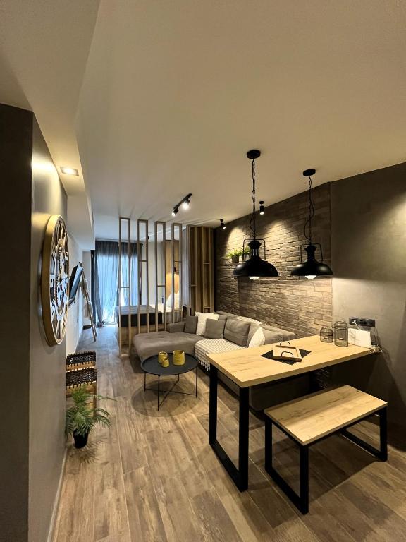 G&A casa centrale, Ioannina – Updated 2024 Prices