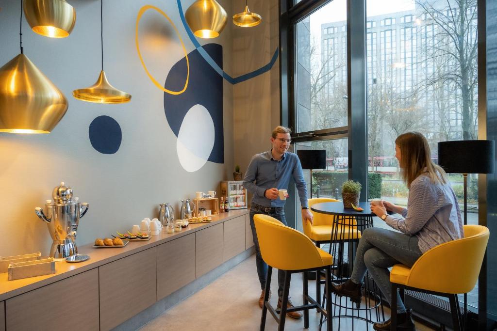 voco Dusseldorf Seestern by IHG - Resim 16