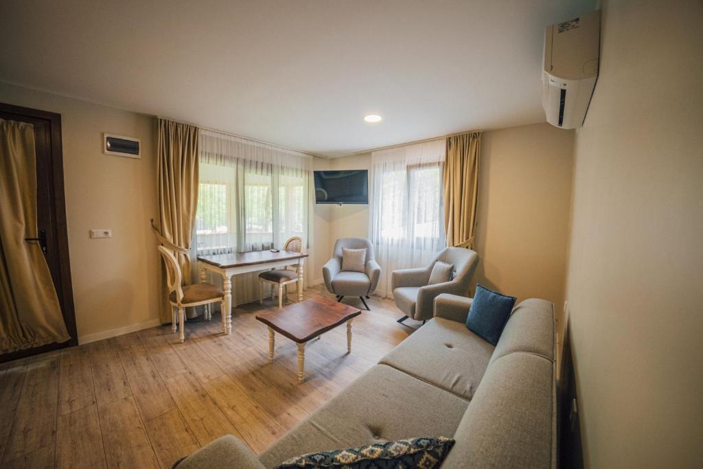 Sapanca Cayir Cimen Otel - 一卧室平房