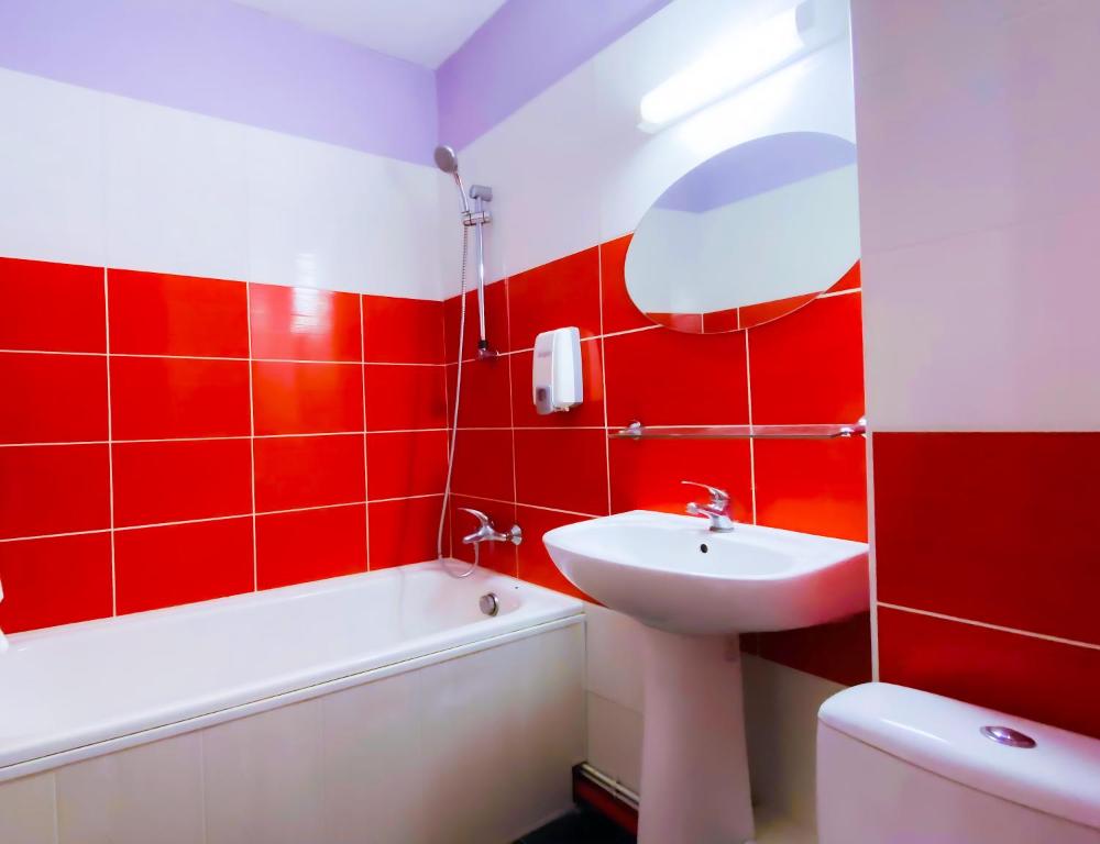 Koupelna v ubytování Hôtel Le Valéran