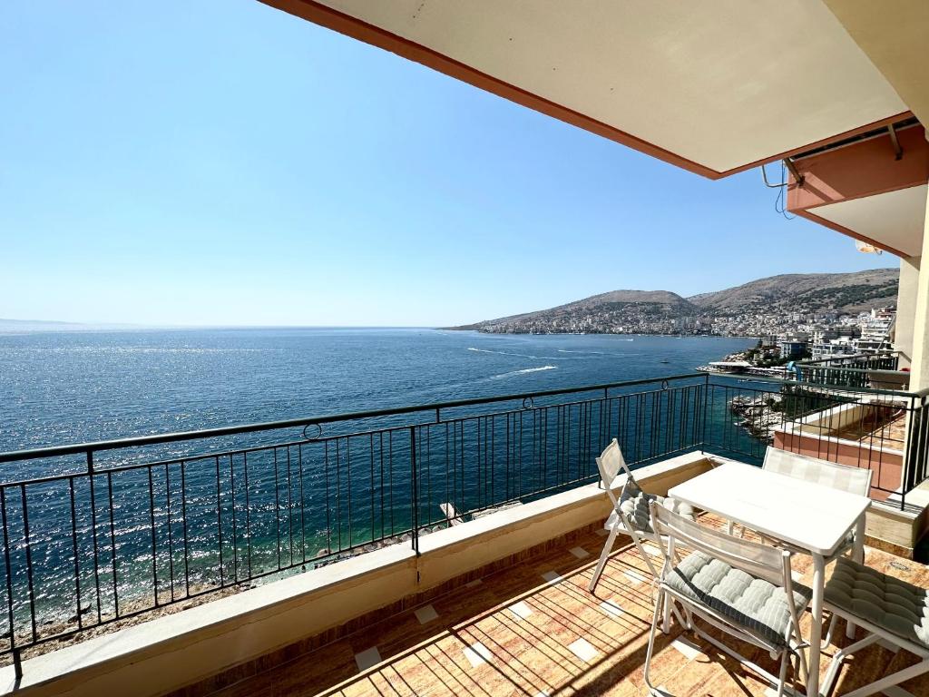 Ioannis Apartment Saranda - Image 3