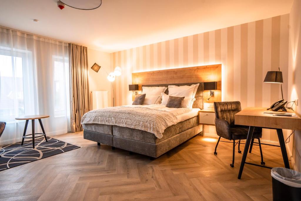 Hotel MeerZeiten inklusive externer Schwimmbad- & Saunanutzung - Balkon Veya Teraslı çift Kişilik Oda