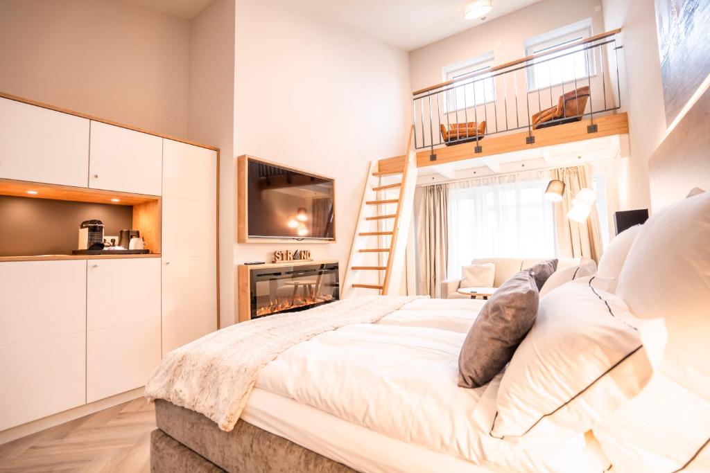 Hotel MeerZeiten inklusive externer Schwimmbad- & Saunanutzung - Bahçe Manzaralı Junior Suite