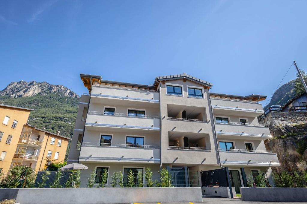Nespecifikovaný výhled na hory nebo výhled na hory při pohledu z aparthotelu