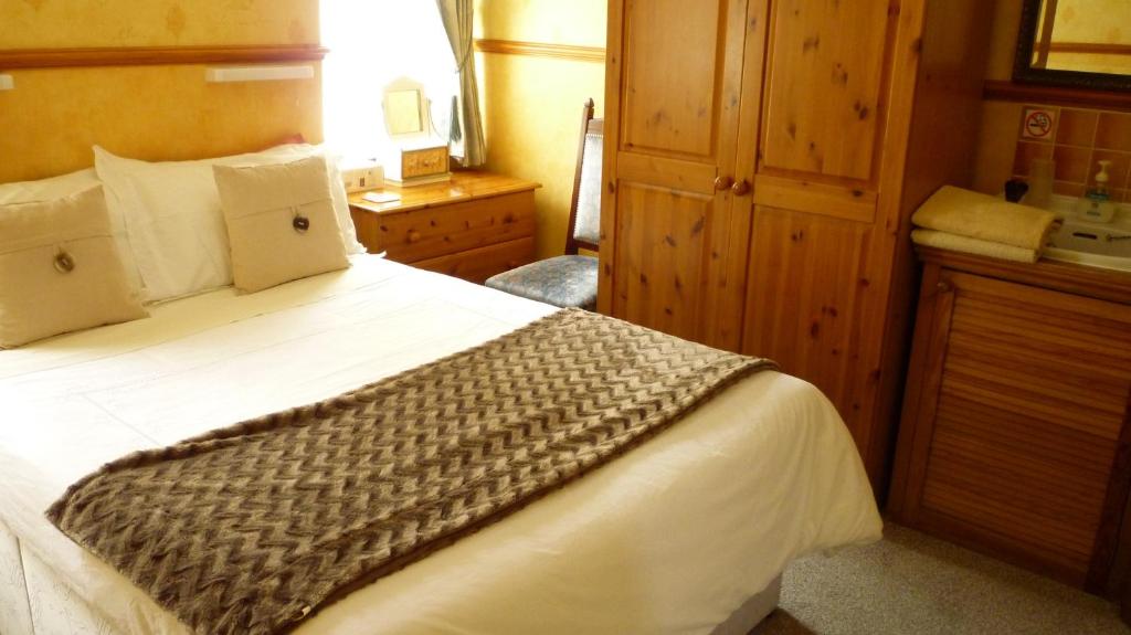 The Norman Guest House - Habitación Doble Con Baño Compartido