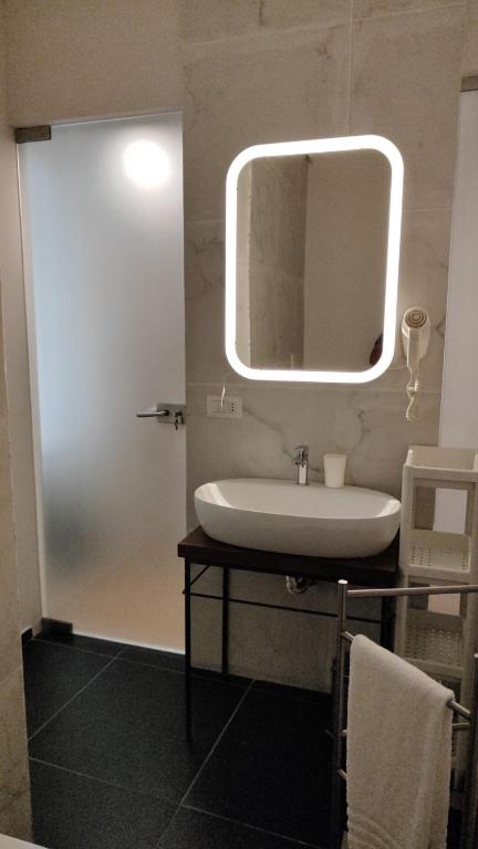 Ideal City Walk - Resim 24