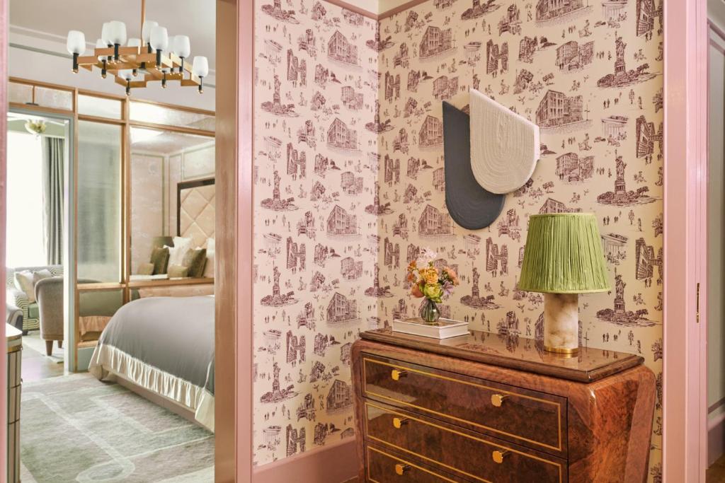 Cama ou camas em um quarto em Hotel Barrière Fouquet's New York
