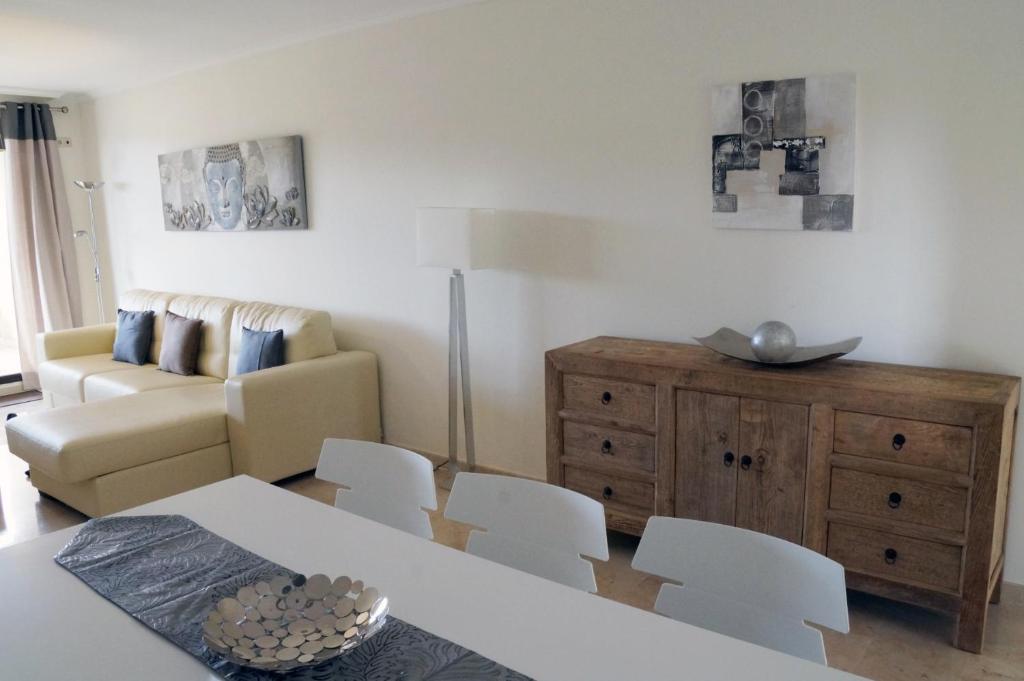Posedenie v ubytovaní 2143-Lovely 2 bedrooms newly furnished
