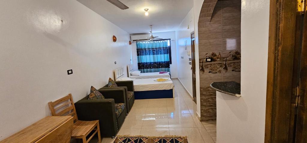 Basmatic Nubian Guest House客房内的一张或多张床位