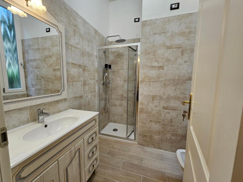 Resort del Roster - 16