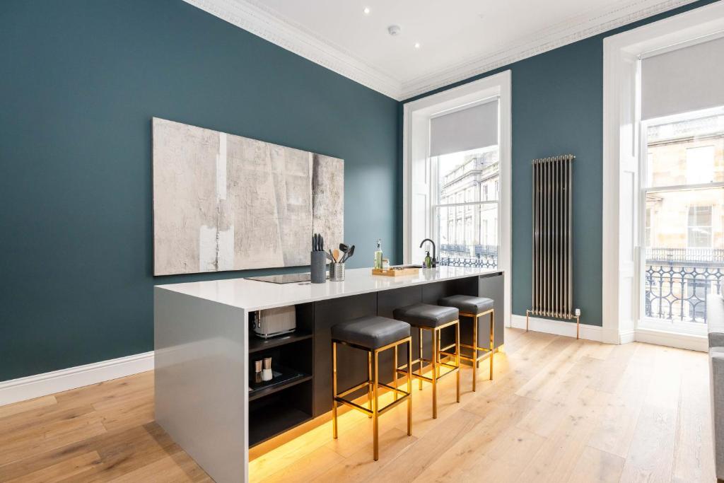 Fotografie z fotogalerie ubytování Dragon Suites Luxury Serviced Apartments at Walker Street v destinaci Edinburgh