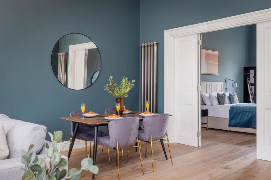 Posezení v ubytování Dragon Suites Luxury Serviced Apartments at Walker Street