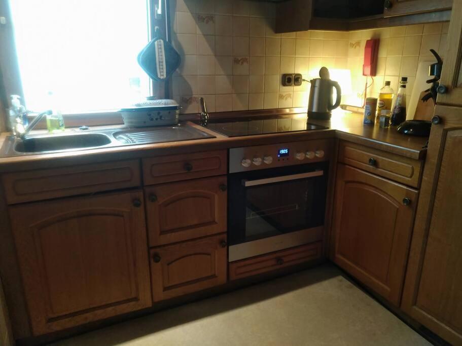 Kuchyň nebo kuchyňský kout v ubytování Kleines Häuschen am RheinSteig