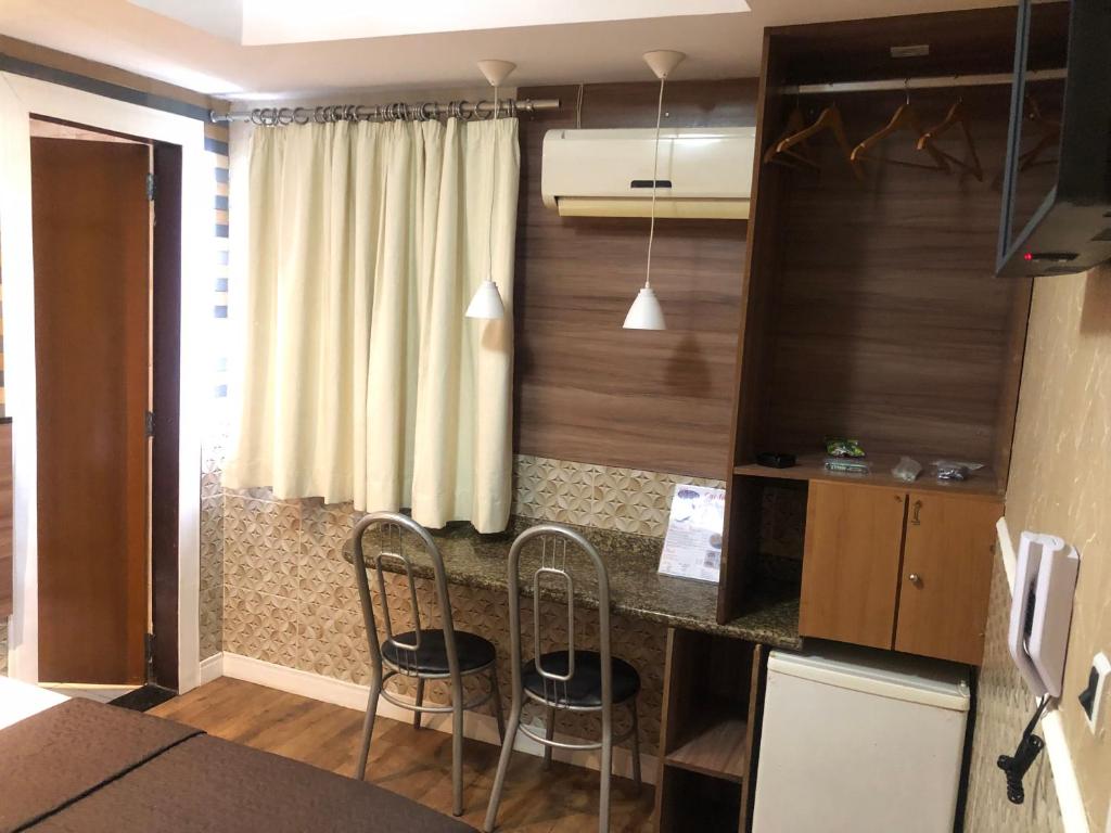 Kuchyň nebo kuchyňský kout v ubytování HOTEL BIGSTAR