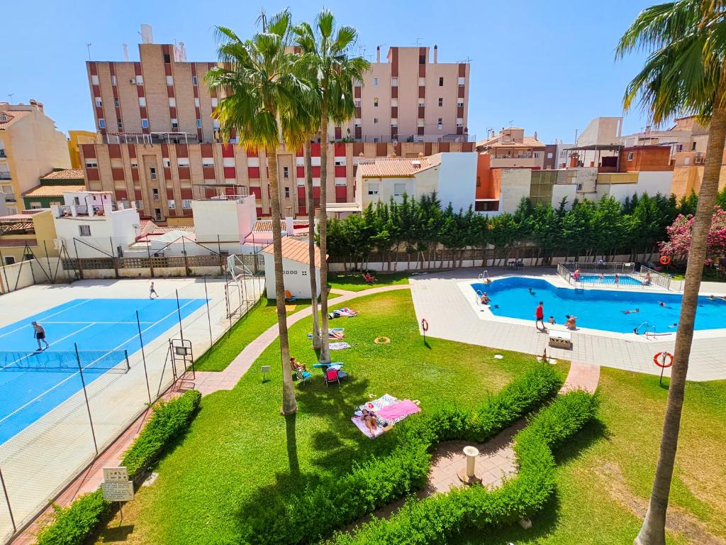 Bazén v ubytovaní Gaviotas Beach - Alojamientos La Torre alebo v jeho blízkosti