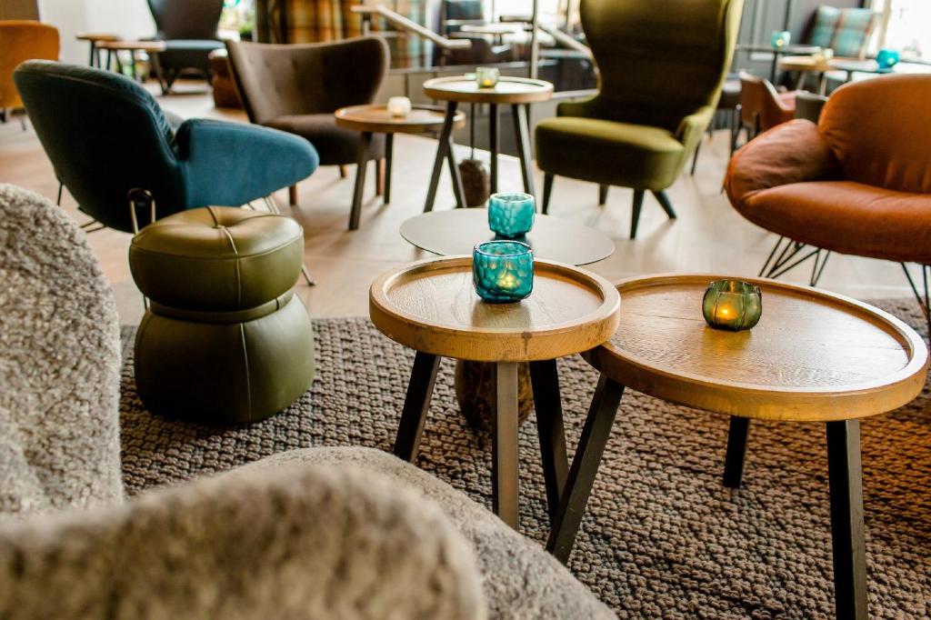 Posezení v ubytování Motel One Edinburgh-Royal