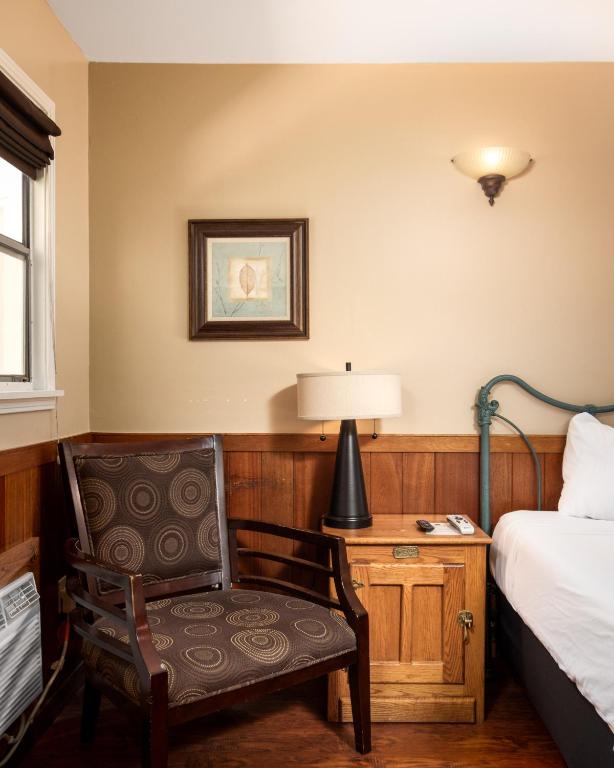 Prescott Pines Inn - Cuarto King