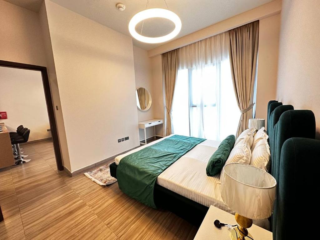 Fotografie z fotogalerie ubytování Brand New 1 Bedroom in Luxury MBL Residence in JLT v Dubaji