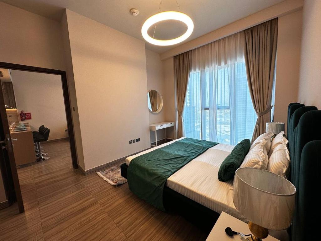Fotografie z fotogalerie ubytování Brand New 1 Bedroom in Luxury MBL Residence in JLT v Dubaji