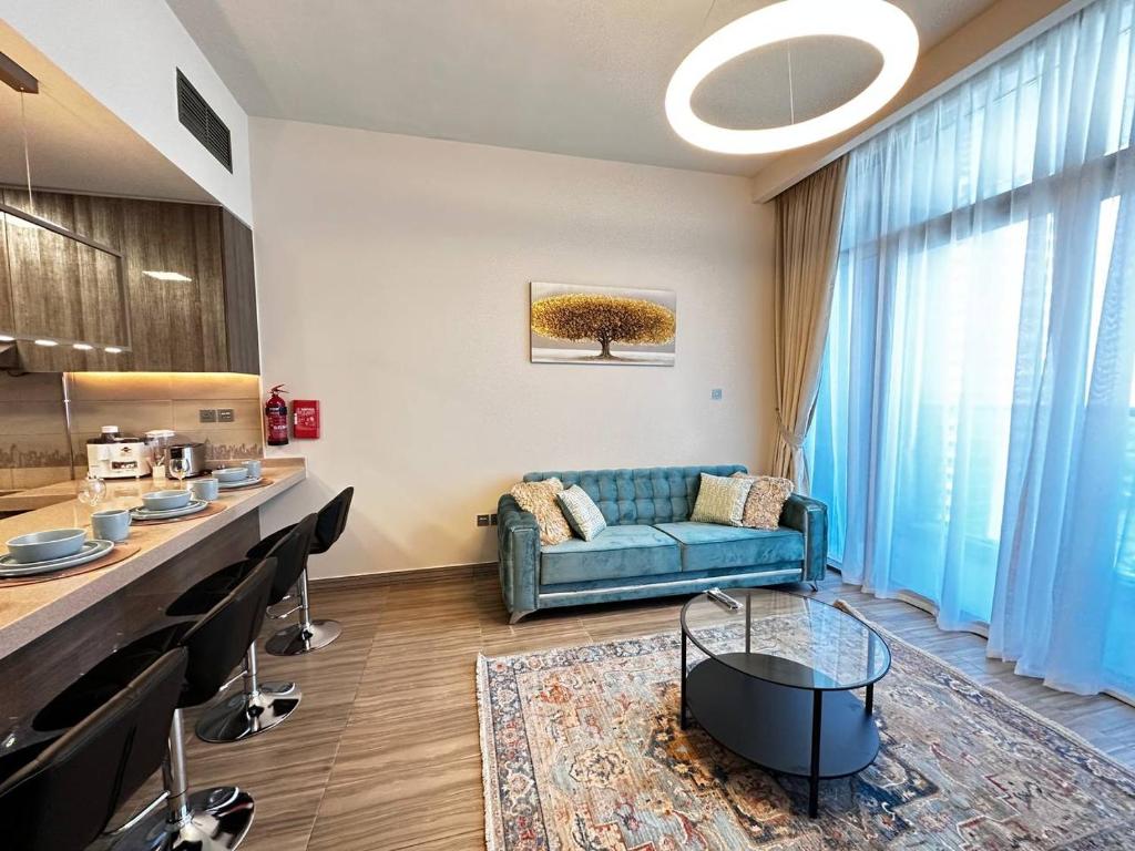 Fotografie z fotogalerie ubytování Brand New 1 Bedroom in Luxury MBL Residence in JLT v Dubaji