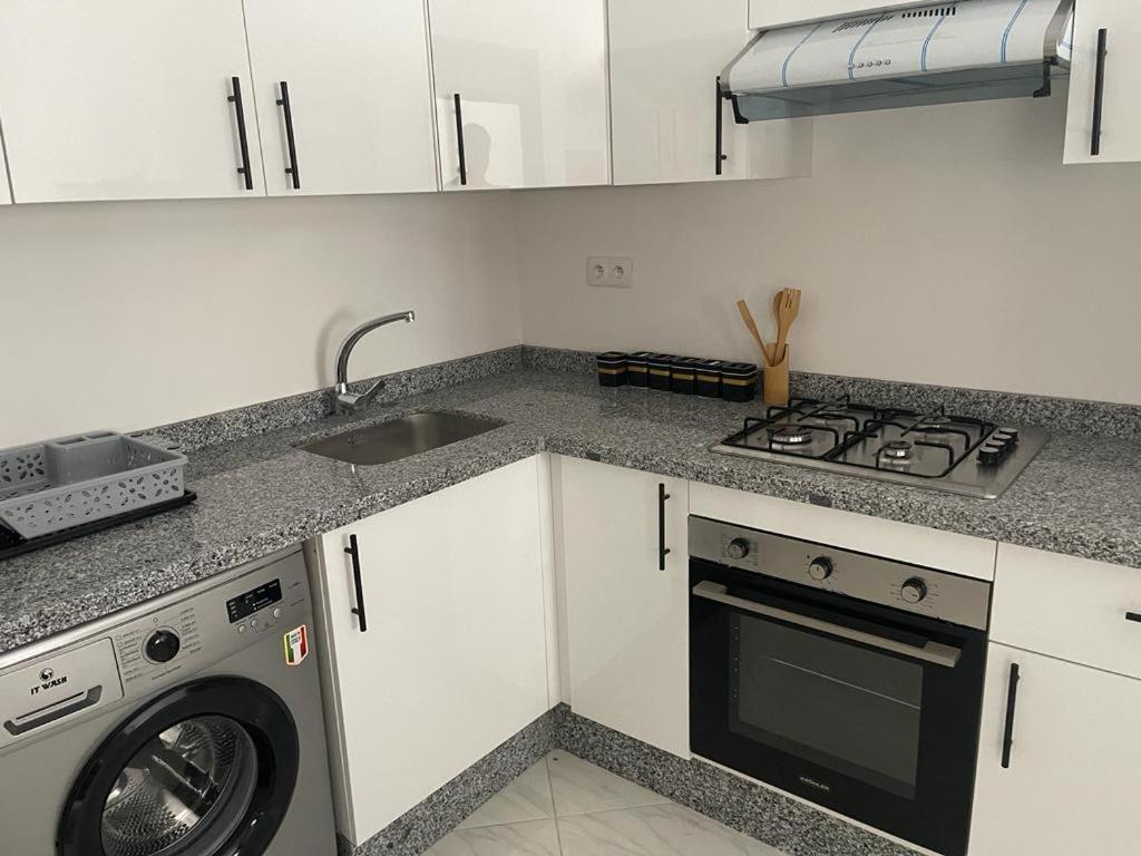 Kuchyň nebo kuchyňský kout v ubytování Residence Al-Bahr