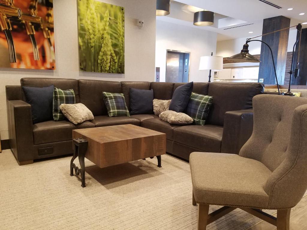 Posezení v ubytování SpringHill Suites by Marriott Bend