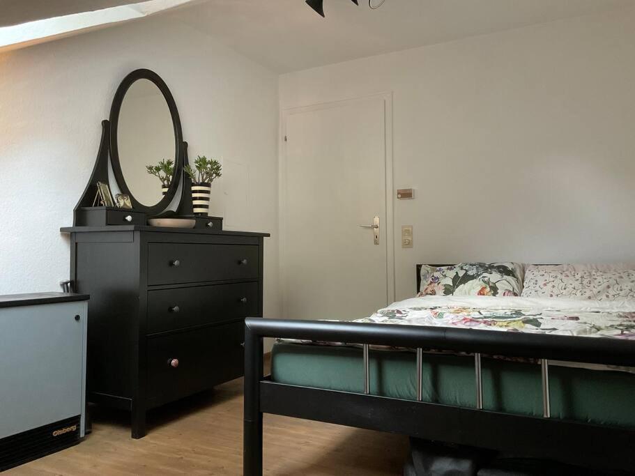 Postel nebo postele na pokoji v ubytování Wohnung in idyllischem Örtchen