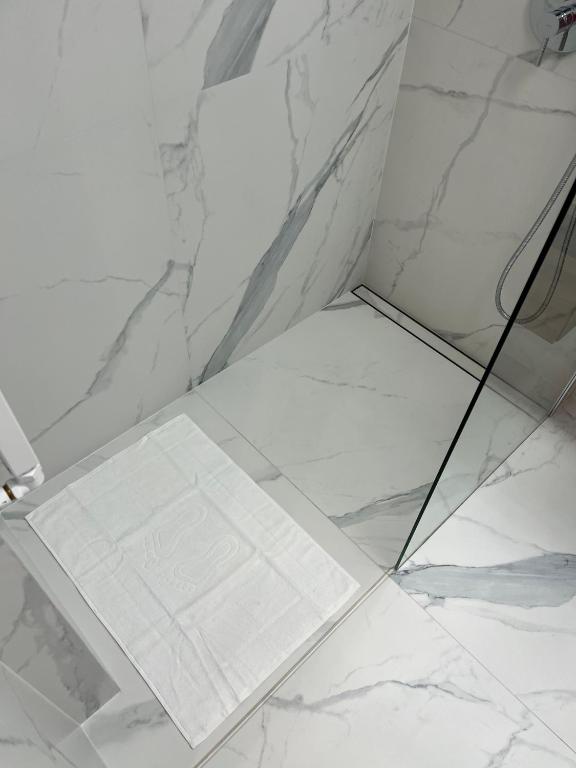 Warsaw Home Suites - 18